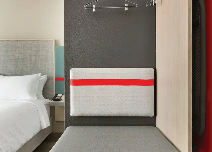 Avid Hotel Boston Logan Airport - Revere, An Ihg Hotel